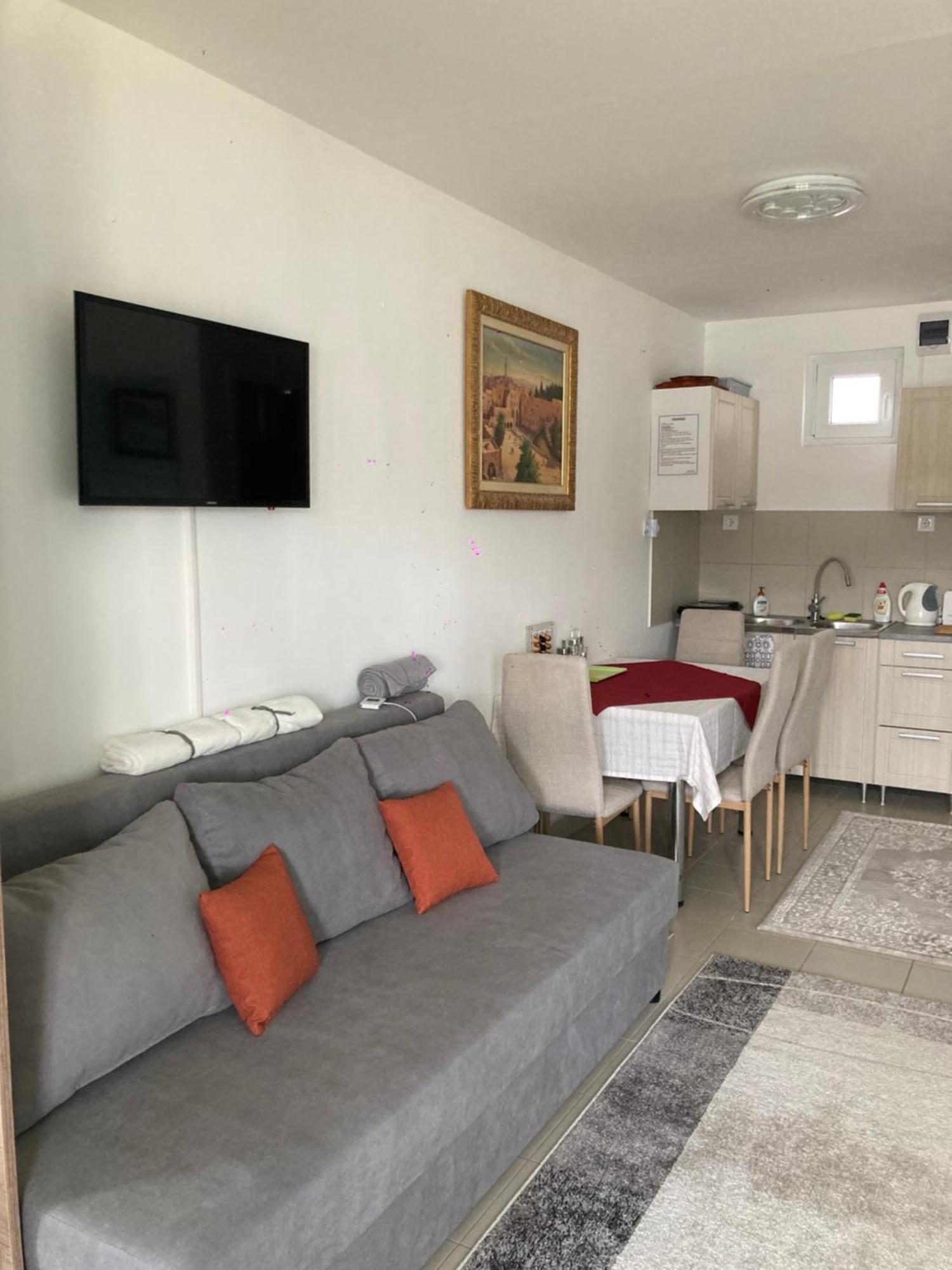 Oazis Apartman Орфю Экстерьер фото