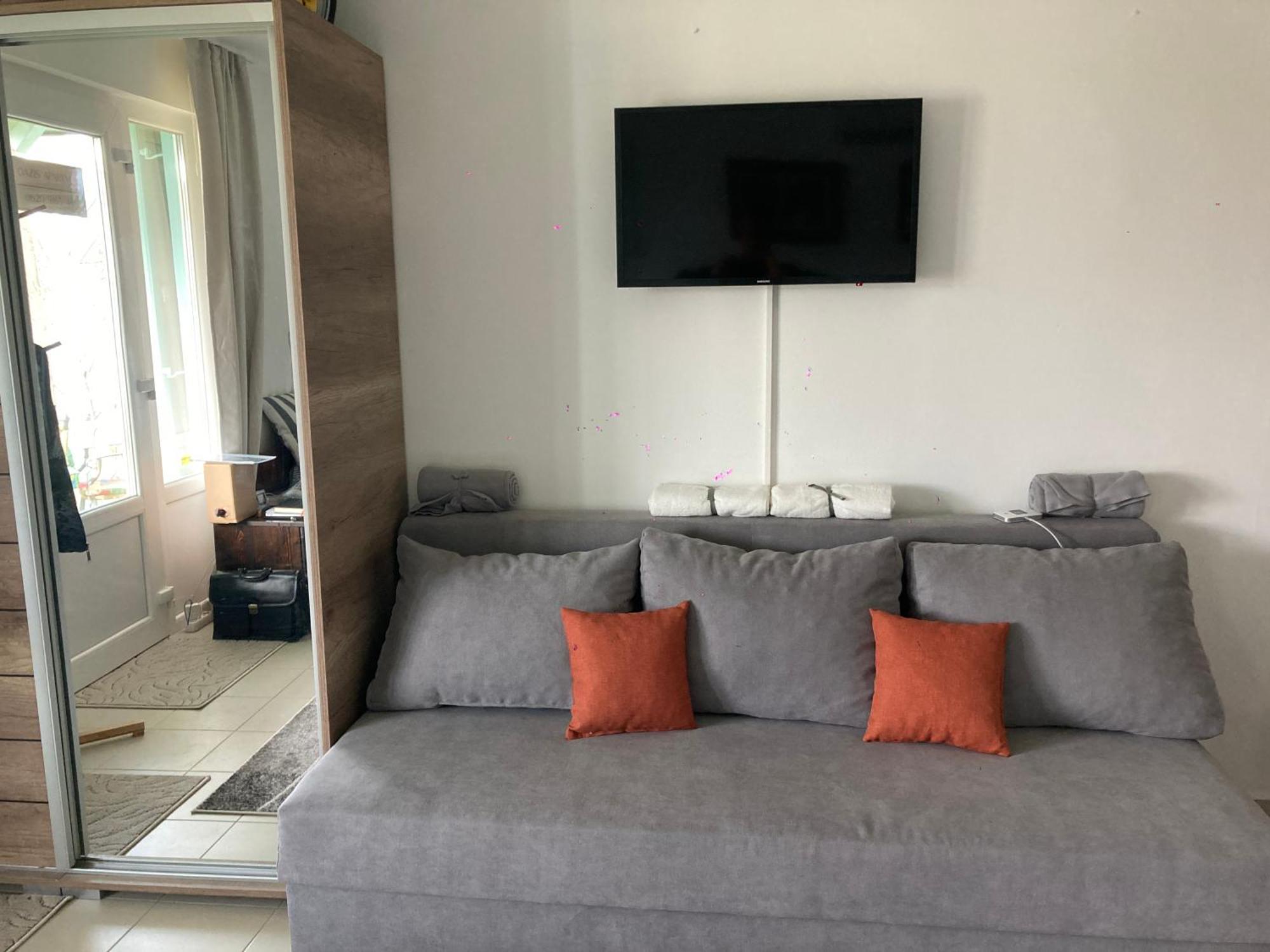Oazis Apartman Орфю Экстерьер фото